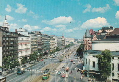 RAITIOVAUNUJA MANNERHEIMINTIELLÄ