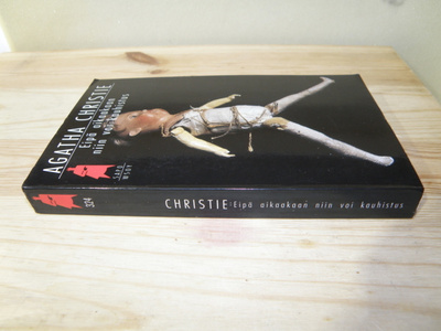 Agatha Christie Eipä aikaakaan niin voi kauhistus