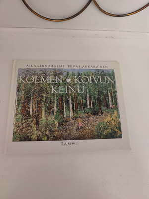 Aila Linnahalme; Kolmen koivun keinu