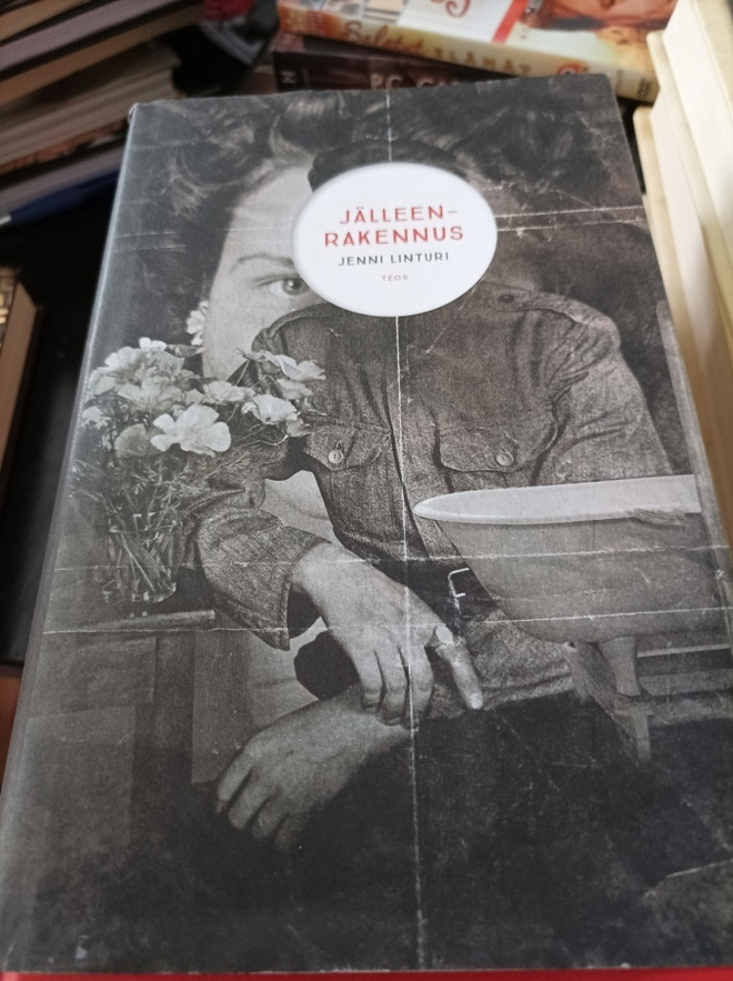 Jenni Linturi Jälleenrakennus