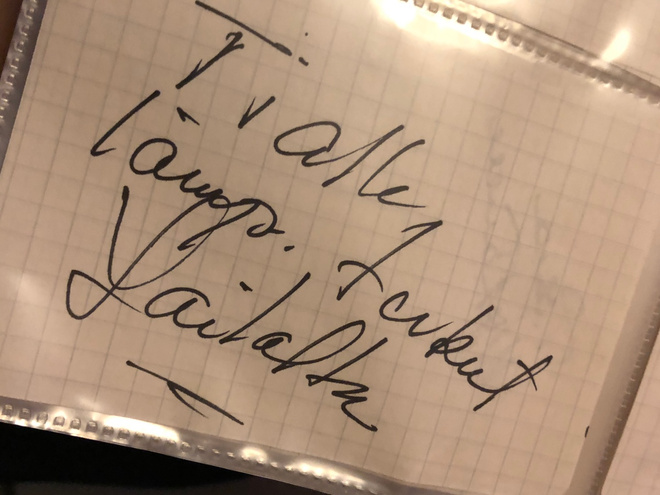 Laila Halme nimikirjoitus paperilla