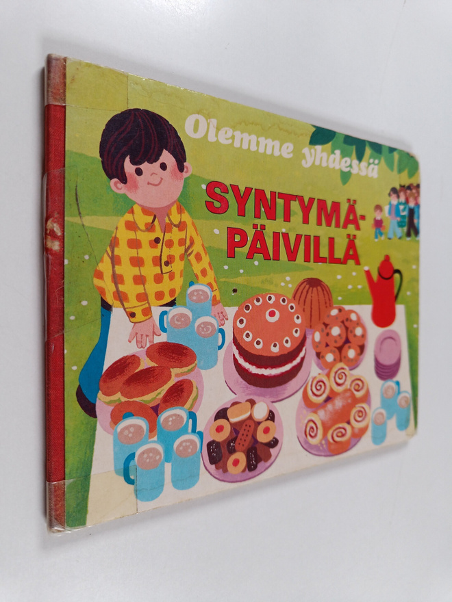 Olemme yhdessä syntymäpäivillä