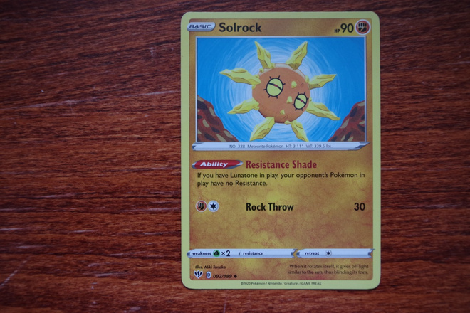 Solrock 92/189, Darkness Ablaze (2020), uncommon