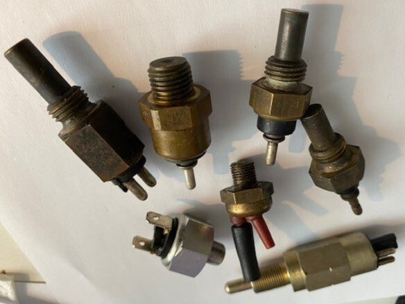 LÄMPÖ  ANTUREITA  MERCEDES W124  YM.