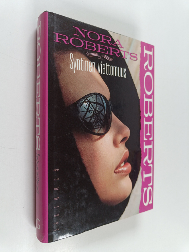 Nora Roberts : Syntinen viattomuus