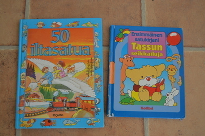 50 iltasatua ja Ensimmäinen satukirjani Tassun seikkailuja
