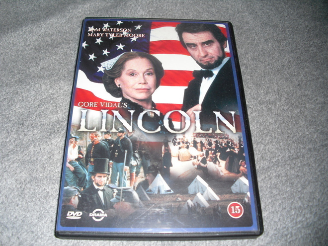 LINCOLN (Sam Waterston) minisarja***