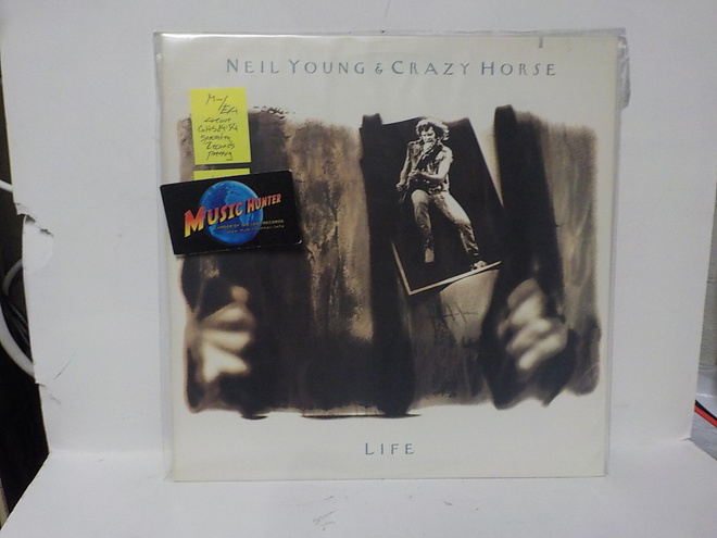 NEIL YOUNG AND CRAZY HORSE - LIFE M-/EX+ US 1987 LP