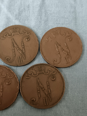 5kpl 5 penniä