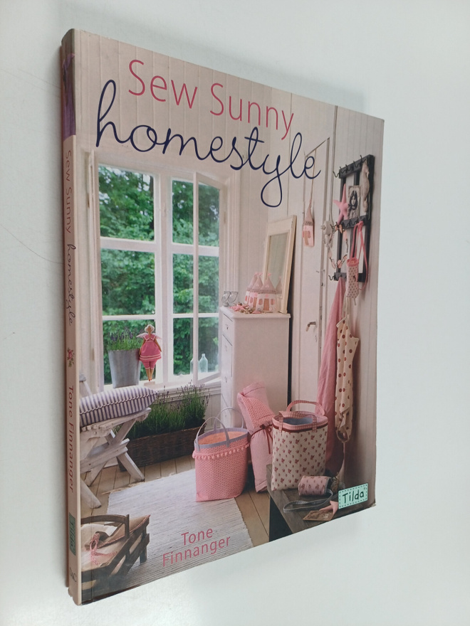 Tone Finnanger : Sew sunny homestyle