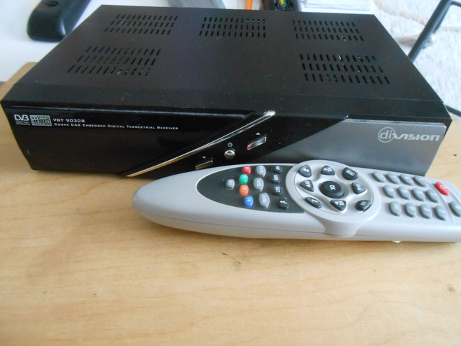 Division Antenni digiboksi VDT 9030B