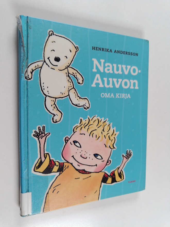 Henrika Andersson : Nauvo-Auvon oma kirja