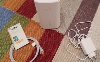 Huawei H122-373 5G -reititin (postimaksutta)