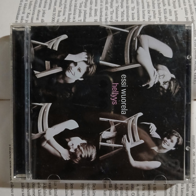 Essi Wuorela - Hellyys (CD)