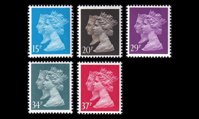 Iso-Britannia 1240-4C ** Victoria ja Elizabeth (1990)