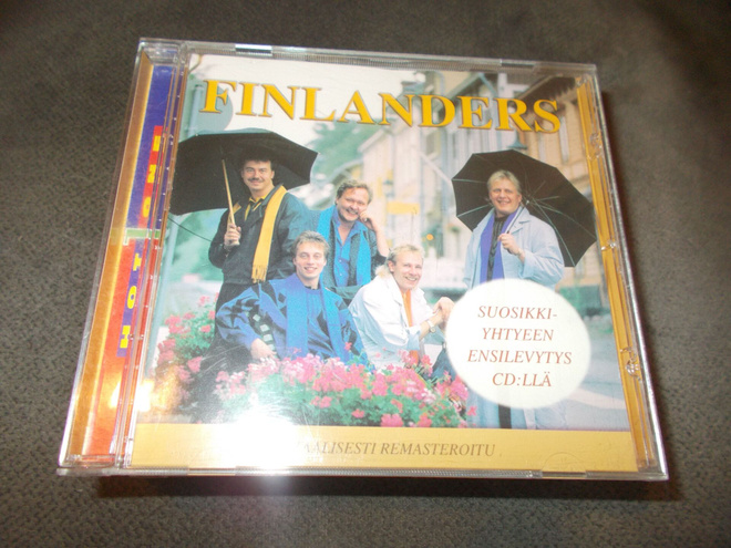 CD FINLANDERS ** ESITTÄÄ **