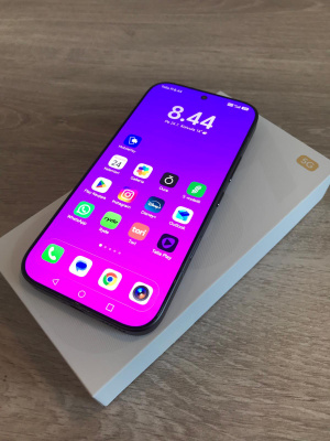 Honor 600 5G 256 GB (kuin uusi)