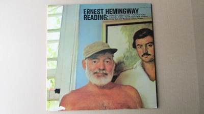 Ernest Hemingway Reading (todella harvinainen äänikirja-LP)