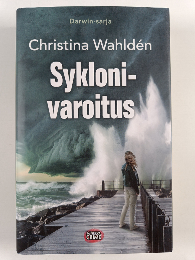 Christina Wahlden : Syklonivaroitus