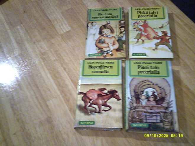 Laura Ingalls Wilder: kirjat (4 kpl)