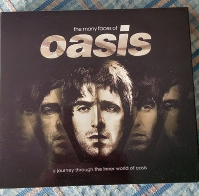 The many faces of Oasis (Liam Gallagher/Noel Gallagher)