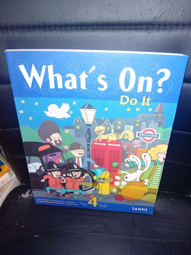 Holobek ym. : What's On ? Do It  ( SIS POSTIKULU )