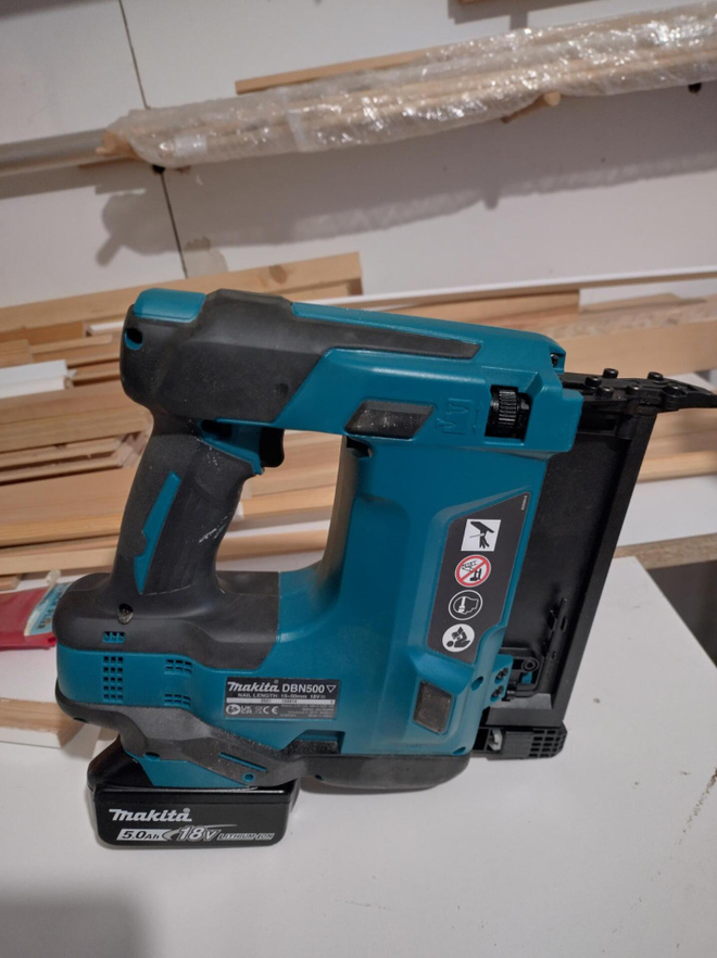 Makita viimeistelynaulain DBN 500