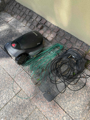 Robomow robottiruohonleikkuri