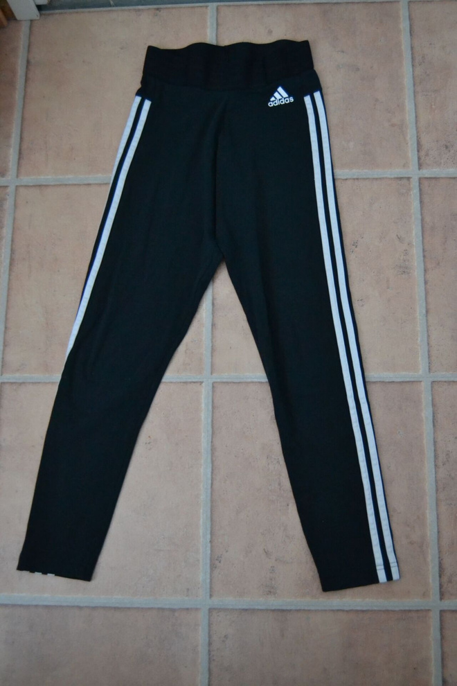 Adidas mustat legginssit S