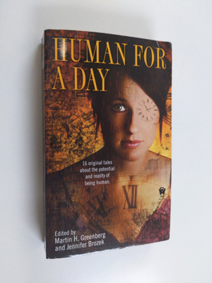 Martin H. Greenberg ym. : Human for a Day