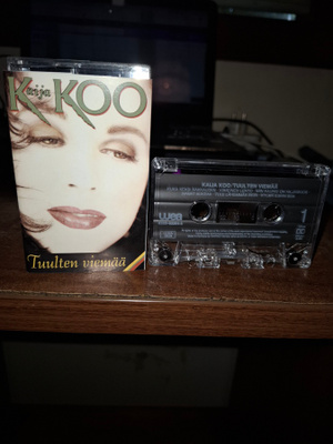 Kaija Koo - Tuulten Viemää