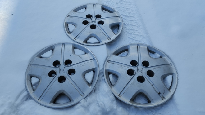 Honda Accord 15" koristekapselit, 3 kpl