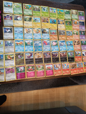 POKEMONIA 63 KPL SARJASTA 106
