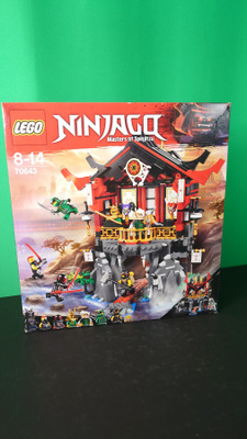LEGO NINJAGO: 70643  Temple of Resurrection