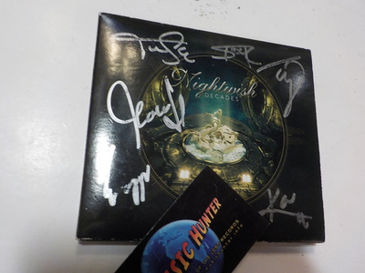 NIGHTWISH - DECADES 2CD KOKO BÄNDIN NIMMAREILLA