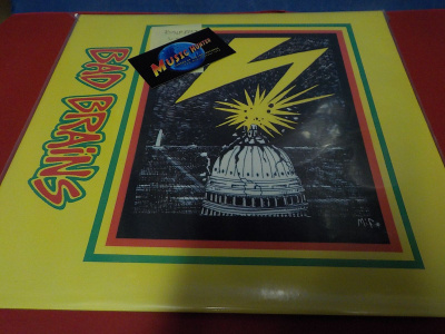 BAD BRAINS - S/T M-/EX+ LP
