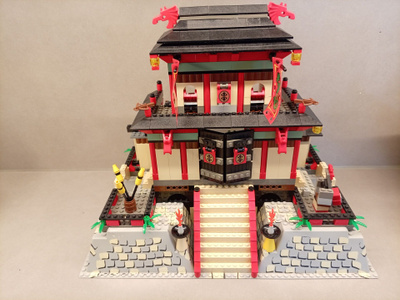 Retired Lego - 7419- dragon Fortress