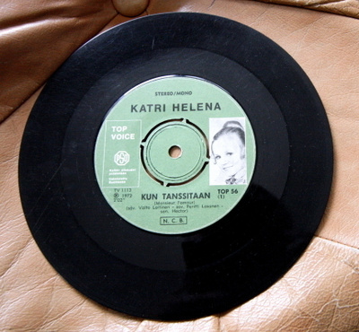 Katri Helena – Kun Tanssitaan/Äänesi Mä Kuulen
