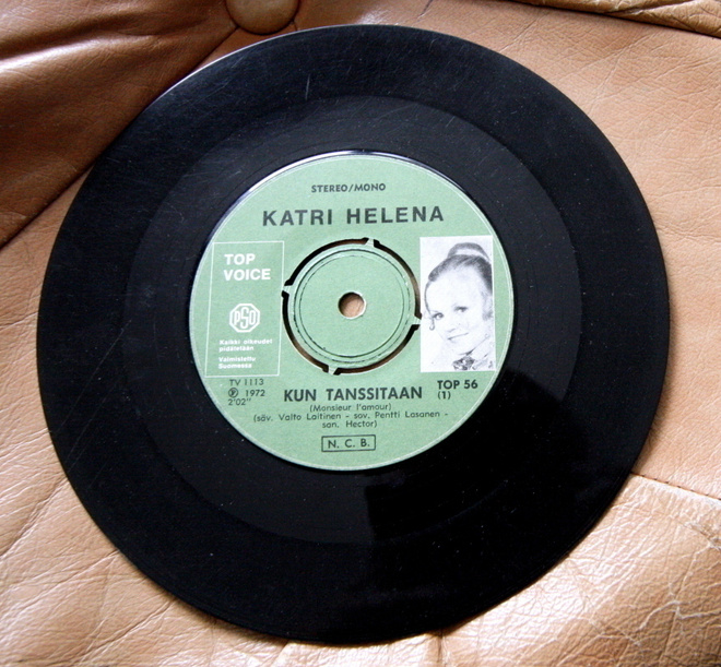Katri Helena – Kun Tanssitaan/Äänesi Mä Kuulen