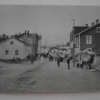 Rovaniemi, markkinatunnelmaa, vanha mv pk, p. 1919 - pikkukuva 2