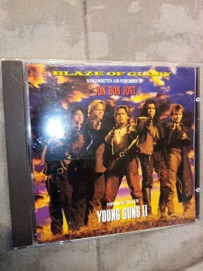 CD :  JON BON JOVI :  BLAZE OR GLORY ( SIS POSTIKULU  )