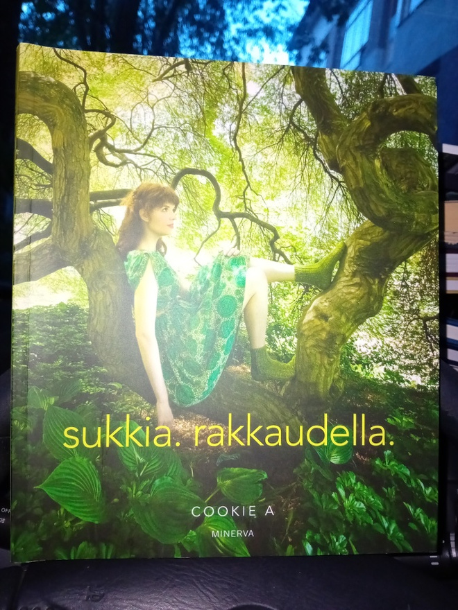 Cookie A.: sukkia. rakkaudella ( SIS POSTIKULU )