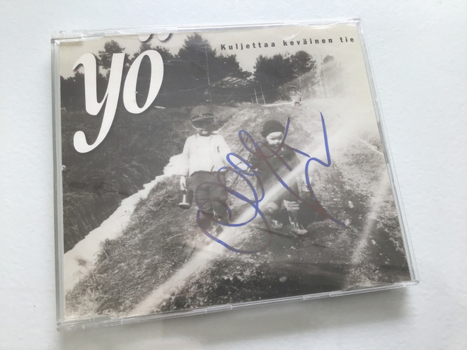 Yö / kuljettaa keväinen tie nimmari CDS single
