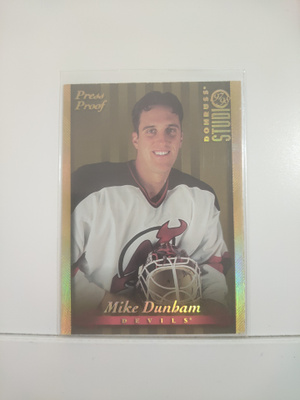 1997-98 Studio - Press Proof Gold #56 Mike Dunham PR250