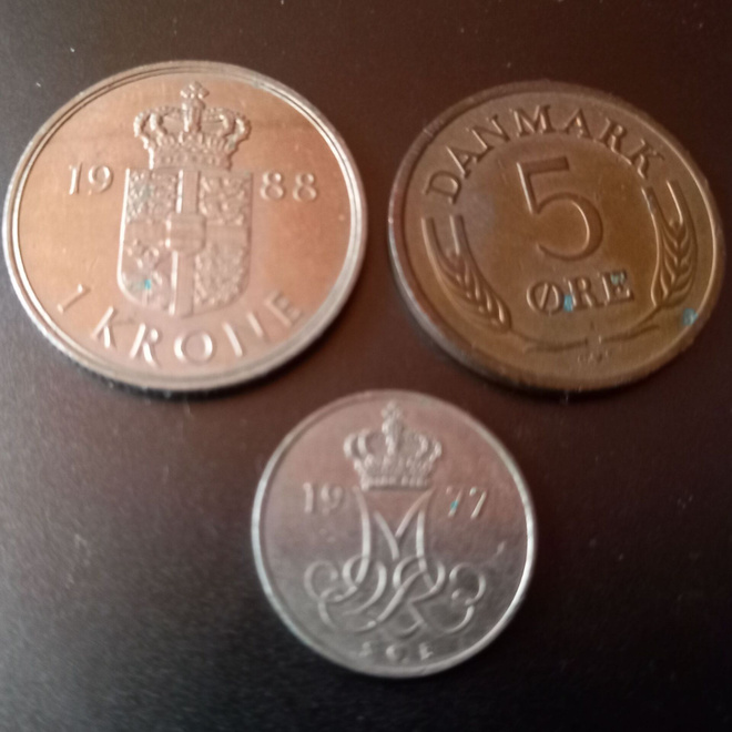 TANSKA 1KR 1988, 10ö 1977 & 5ö 1968