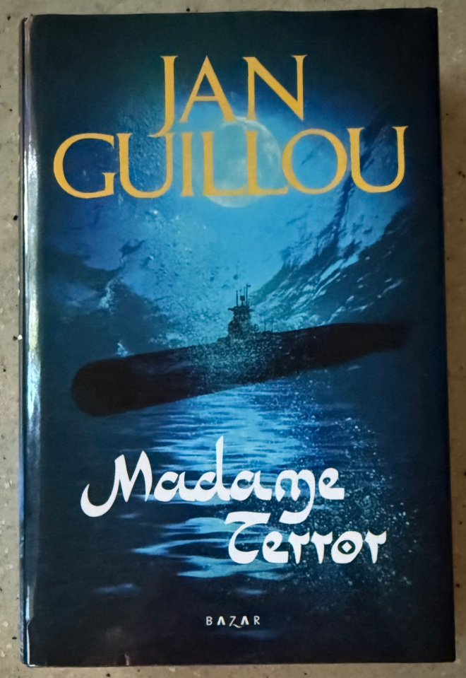 [Kirja] JAN GUILLOU: MADAME TERROR