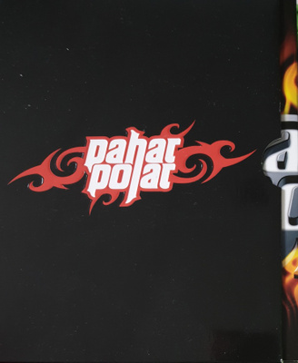 PAHAT POJAT BOKSI - 2DVD + CD