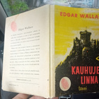 Edgar Wallace  : Kauhujen linna ( SIS POSTIKULU  ) - pikkukuva 1