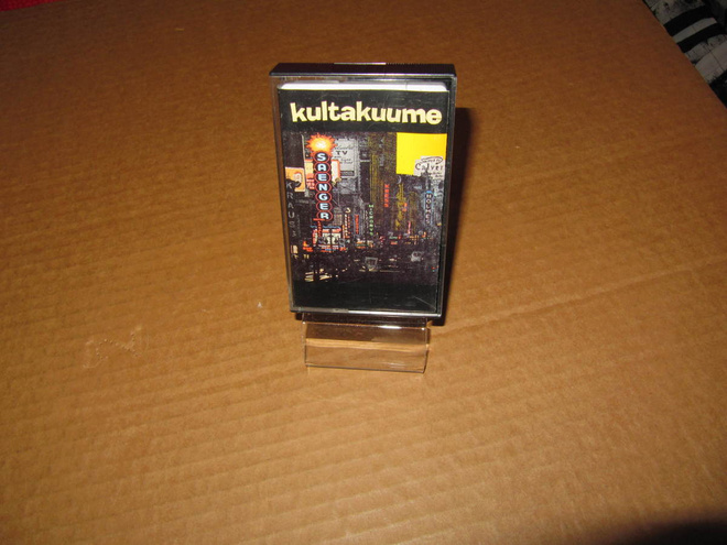 KASETTI: Kultakuume: Kultakuume v.1990