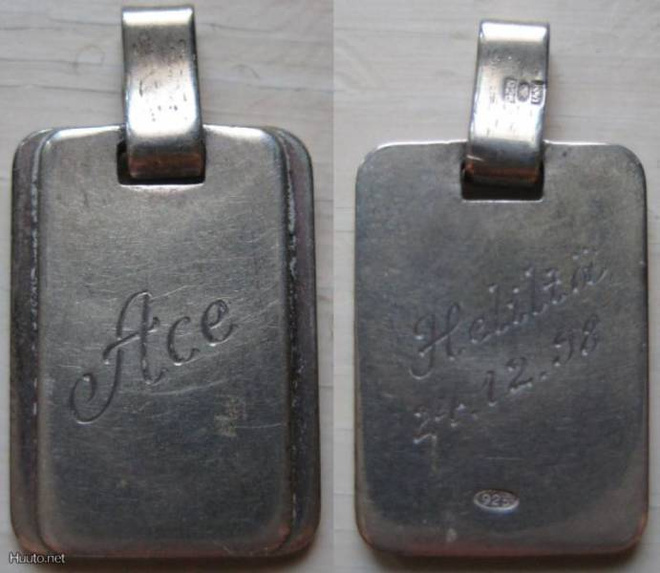 Hopeinen 1 mm Paksu laattakoru Koko: 15 x 21 mm
